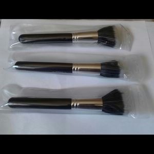 Mac brushes for $20