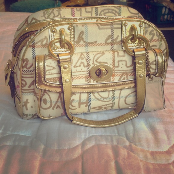 Coach Heritage Bag *new markdown*