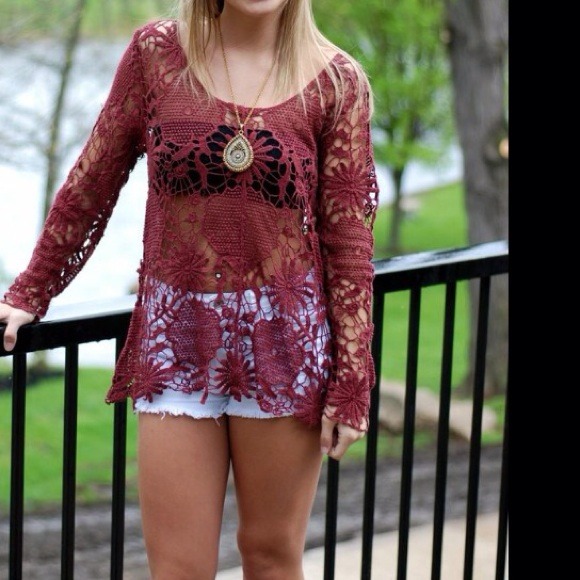 Long sleeve maroon crochet shirt