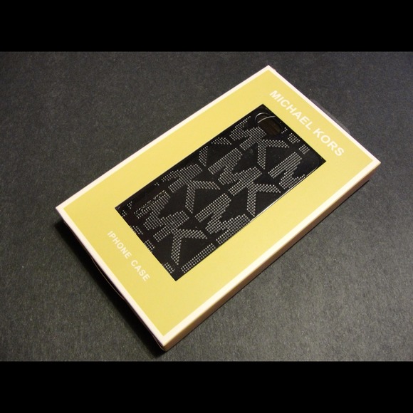 Michael Kors iPhone 5 black case