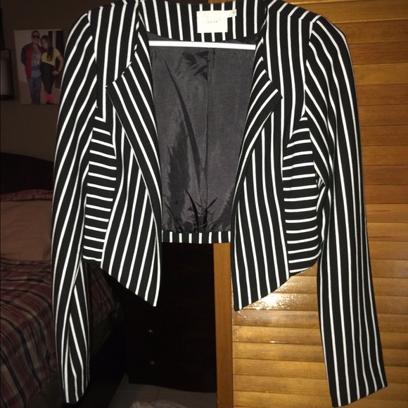 Lush Jackets & Blazers - Black and white cropped blazer