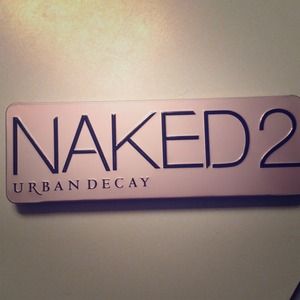 Naked2 urban decay palette.