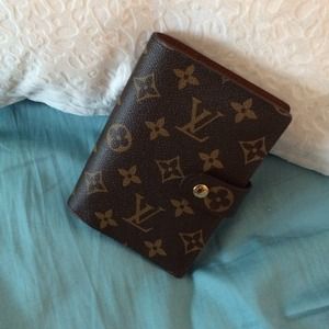 Authentic Louis Vuitton Small Ring Agenda Cover