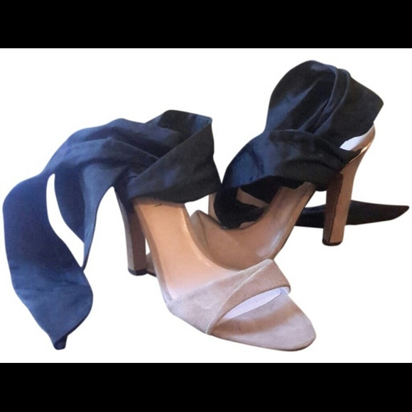 NEW Vionnet Paris Wrap Mauve Suede Black Heels - Picture 1 of 3