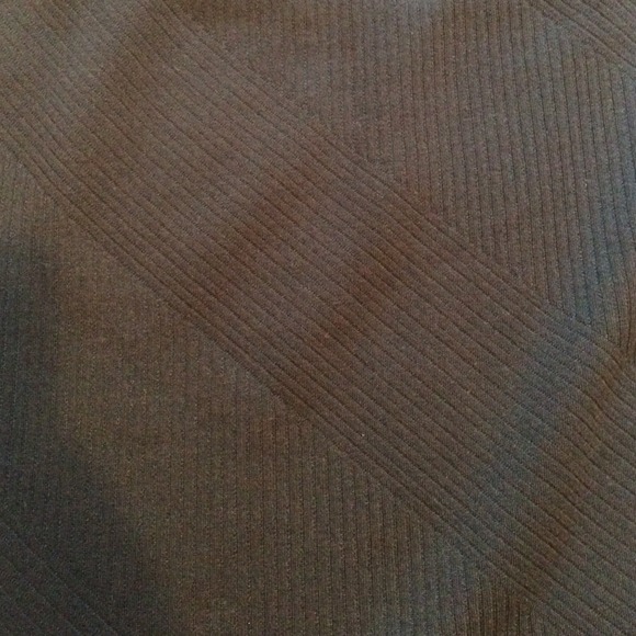 🚫SOLD🚫American Eagle Body Con skirt - Picture 2 of 4