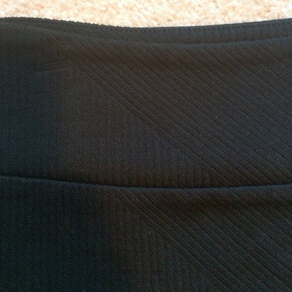 🚫SOLD🚫American Eagle Body Con skirt - Picture 3 of 4