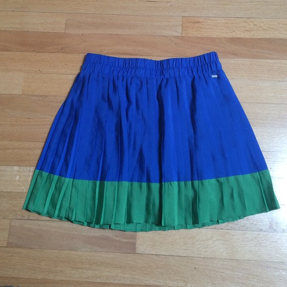 cute blue and green pleated miniskirt