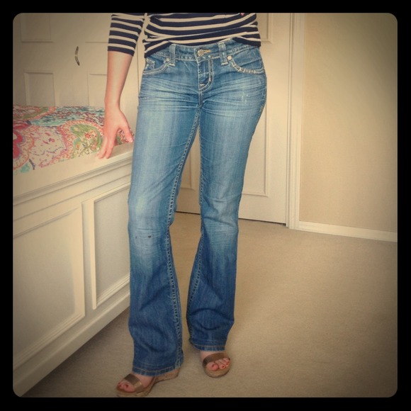 MEK Jeans - Picture 1 of 4