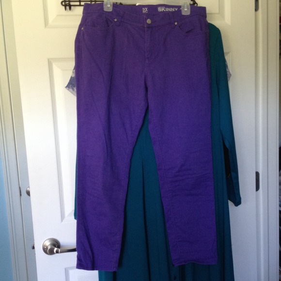 NY&C PURPLE JEANS SIZE 12 SKINNY ANKLE - Picture 2 of 3