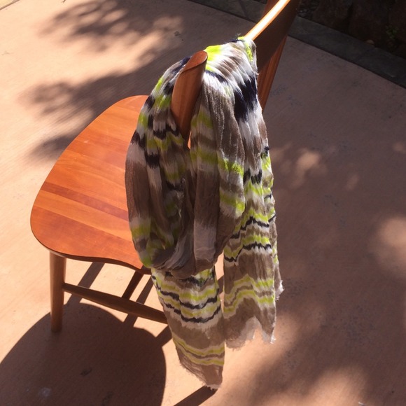 neon flowy scarf