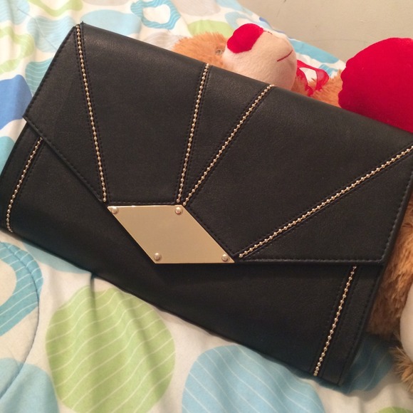 Black and gold envelope clutch! - Picture 1 of 4