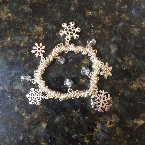 silver snowflake bracelet