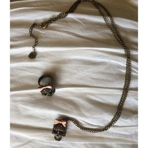 Betsey Johnson Bow Skull ring and necklace set