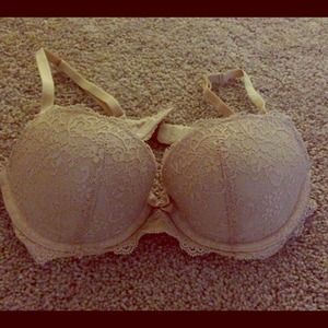 Push up bra- NWOT!