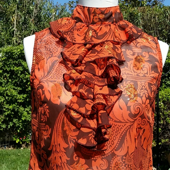 Metallic Ruffle Top - Picture 3 of 4