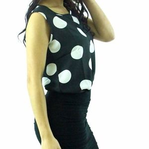 Polka dot top. Available in xs, s, m, l
