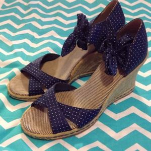 ⬇️Tommy Hilfiger Wedges Heels