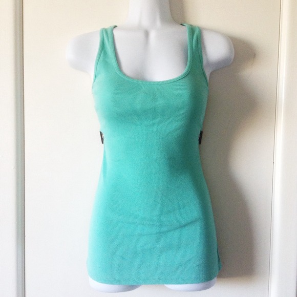 ✨$1 TEE w/ ANY PURCHASE✨ - Picture 2 of 4