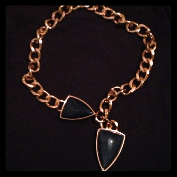 Chunky statement necklace