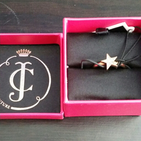 Juicy couture star pave ring