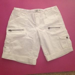 American Eagle Bermuda Shorts