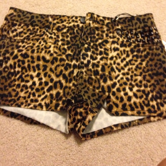 High waisted cheetah shorts