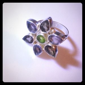 Sterling Silver Flower Ring (Sz 7)
