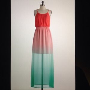 *Discount* Sunset Maxi Dress
