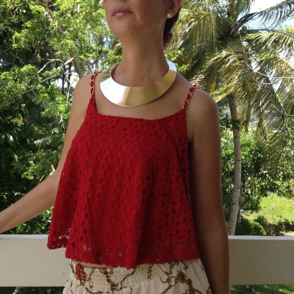 NWOT, cute & sex red top.