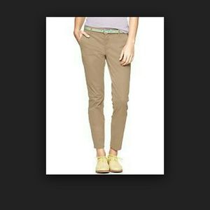 Gap slim cropped khaki pants