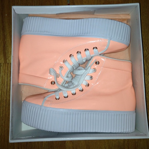 JC Plat Hiya platform sneakers in peach