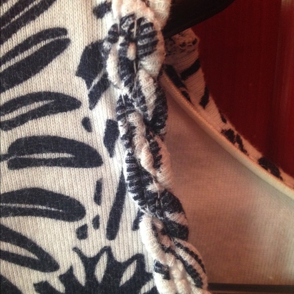 Cute In Cream - Picture 2 of 4