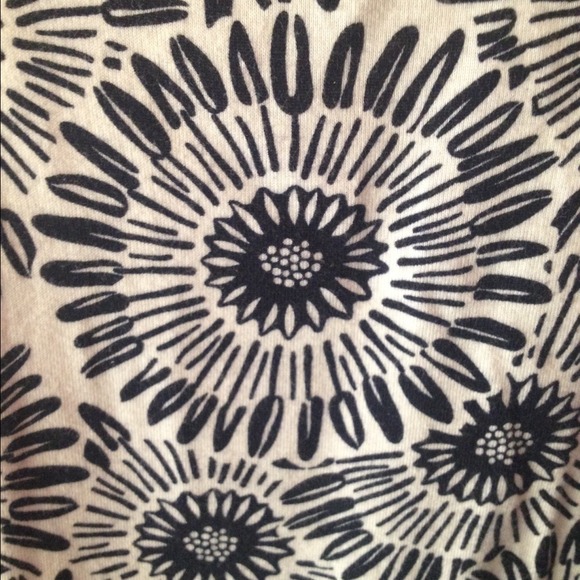 Cute In Cream - Picture 4 of 4