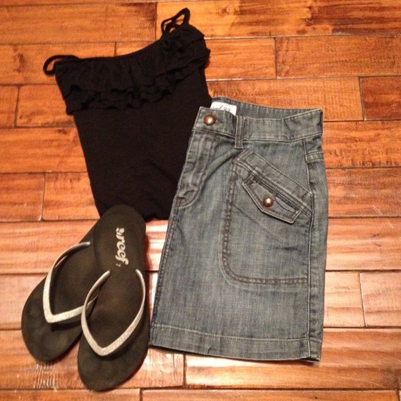 🎉HP🎉 Level 99 Denim Skirt - Picture 2 of 3