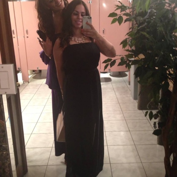 Black maxi dress▪️◾️◼️◾️▪️ - Picture 2 of 3