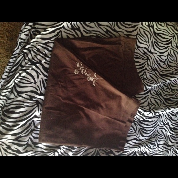 Chocolate Capris