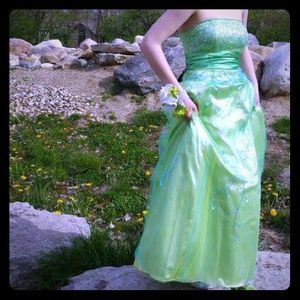 Green Morgan & Co. Prom Dress