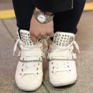 Sam Edelman Alexander Sneaker