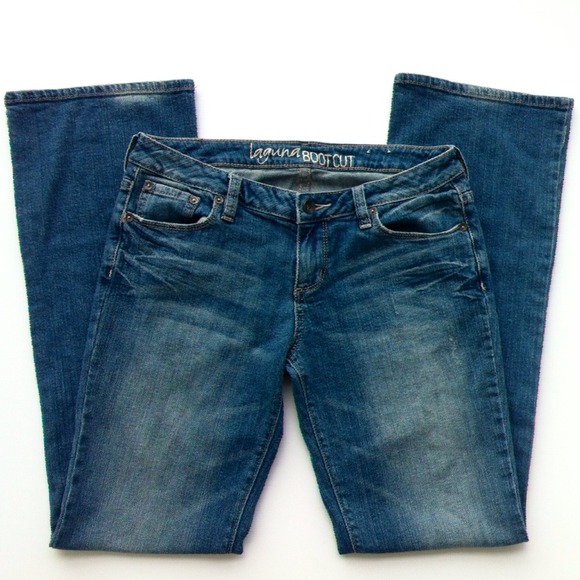 🚫SOLD🚫 Bullhead "Laguna" Bootcut Jean