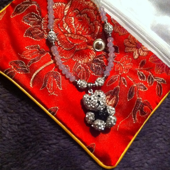 Austrian crystal teddy bear necklace - Picture 4 of 4