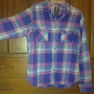 ⭐️Lightly used American Eagle fav. Fit flannel⭐️