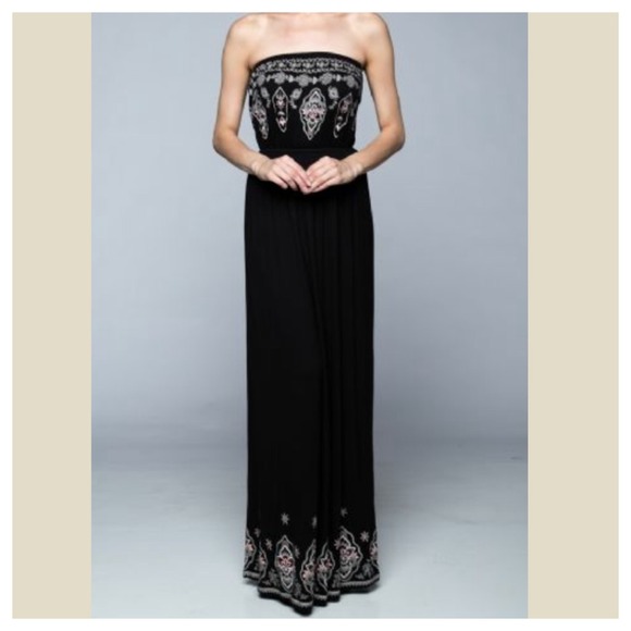 Dresses & Skirts - Chic tube dress 2 YEAR ANNIVERSARY SALE