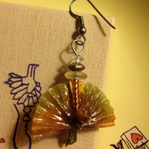 Handmade peacock pierced earrings silver w/ green - Picture 2 of 3