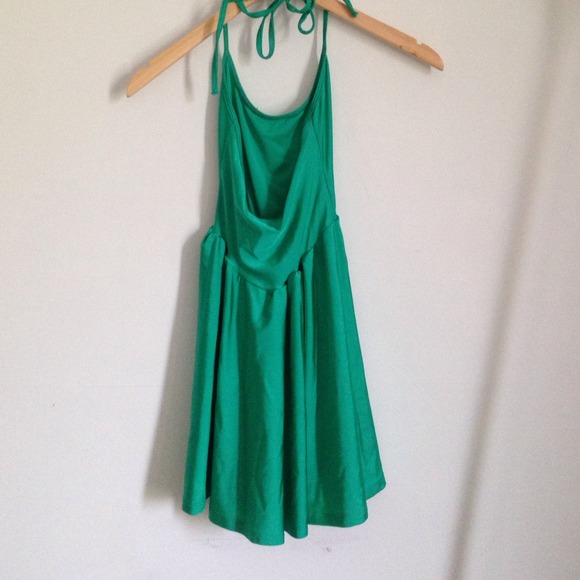 🌸BUNDLED🌸 American Apparel Nylon Skater Dress - Picture 3 of 3