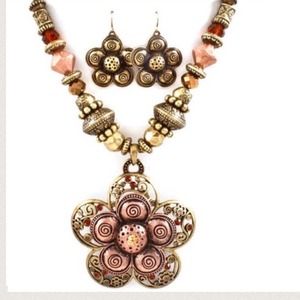 Gorgeous Boho Necklace & Earrings