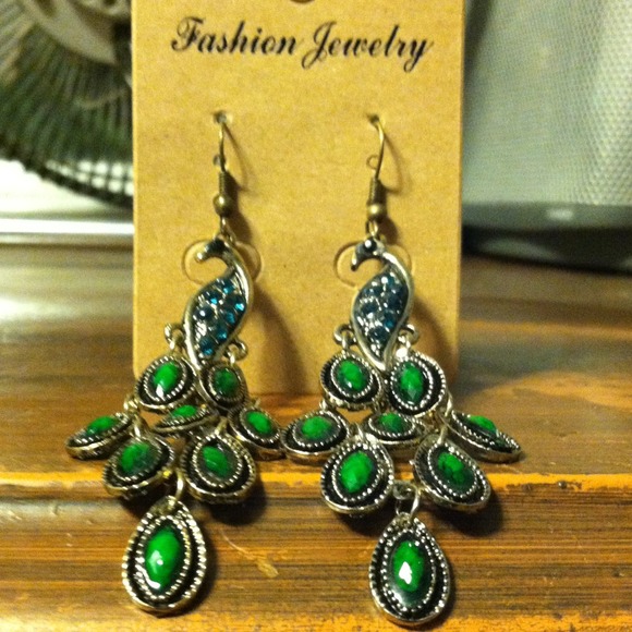 OnHold------ Green Peacock Earrings - Picture 2 of 3