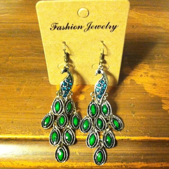 OnHold------ Green Peacock Earrings - Picture 3 of 3