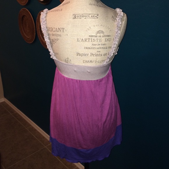 Top - Picture 3 of 3