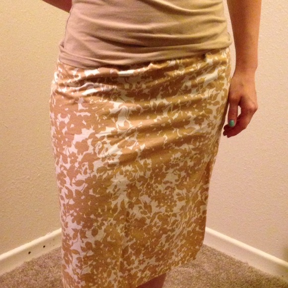 Tan and white skirt