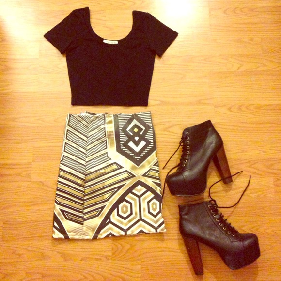 a z t e c Skirt - Picture 1 of 1